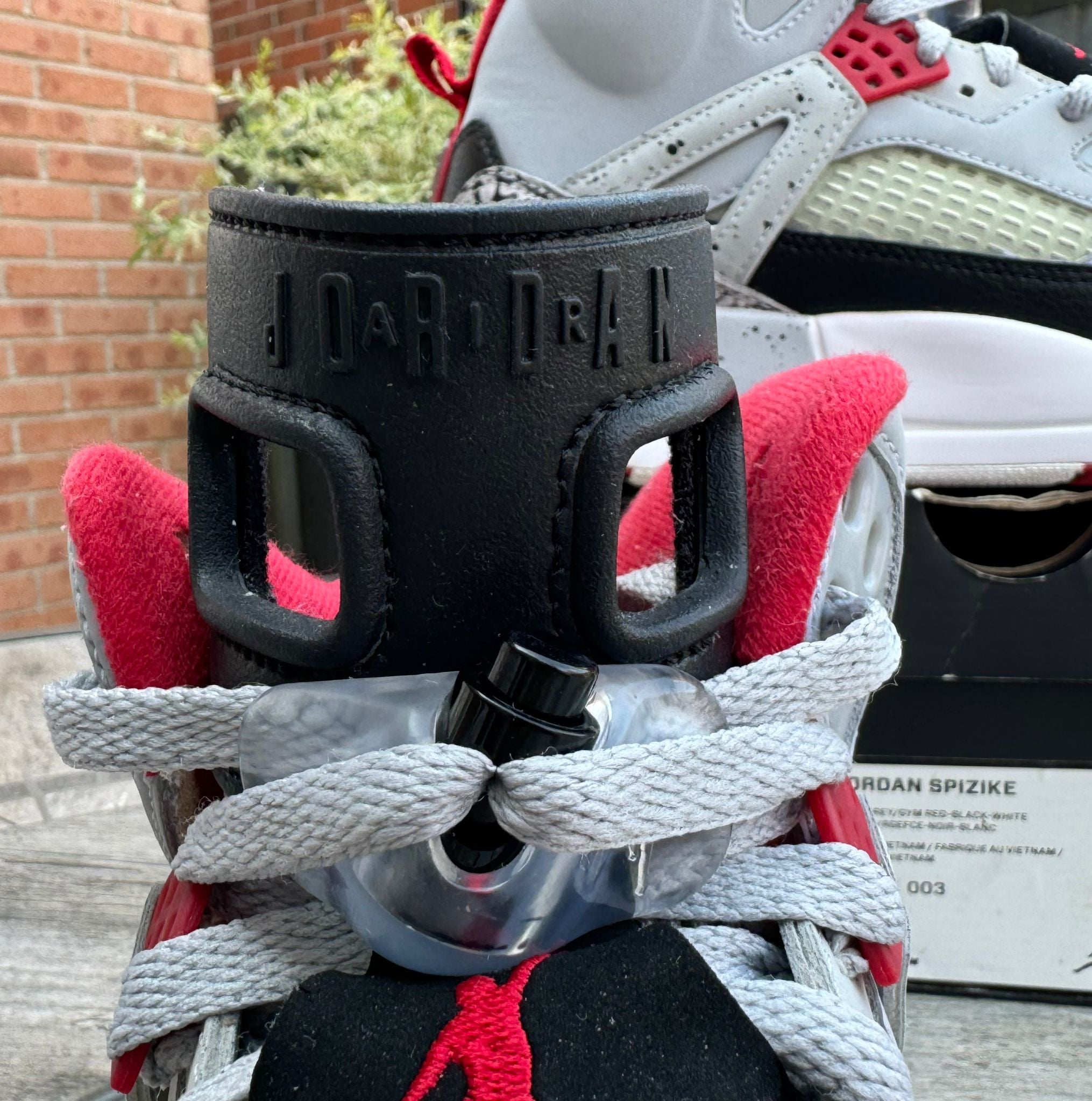 Jordan Spizike - Wolf Grey - UK 7