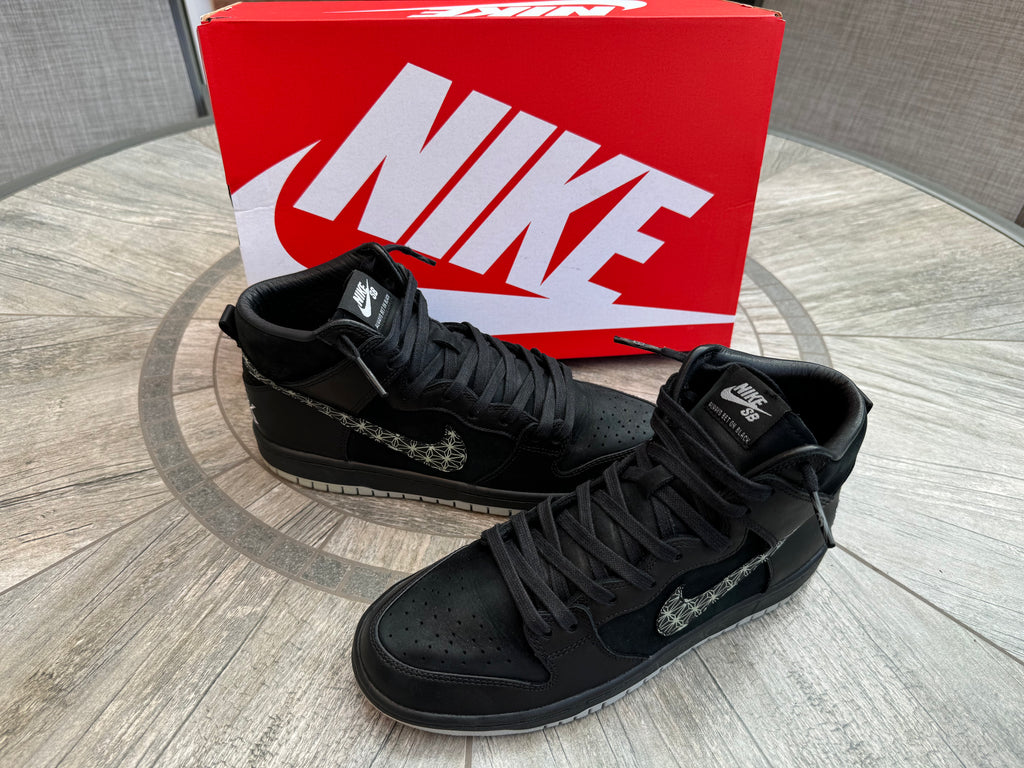 Nike SB  Dunk High - Black Bar - UK 8