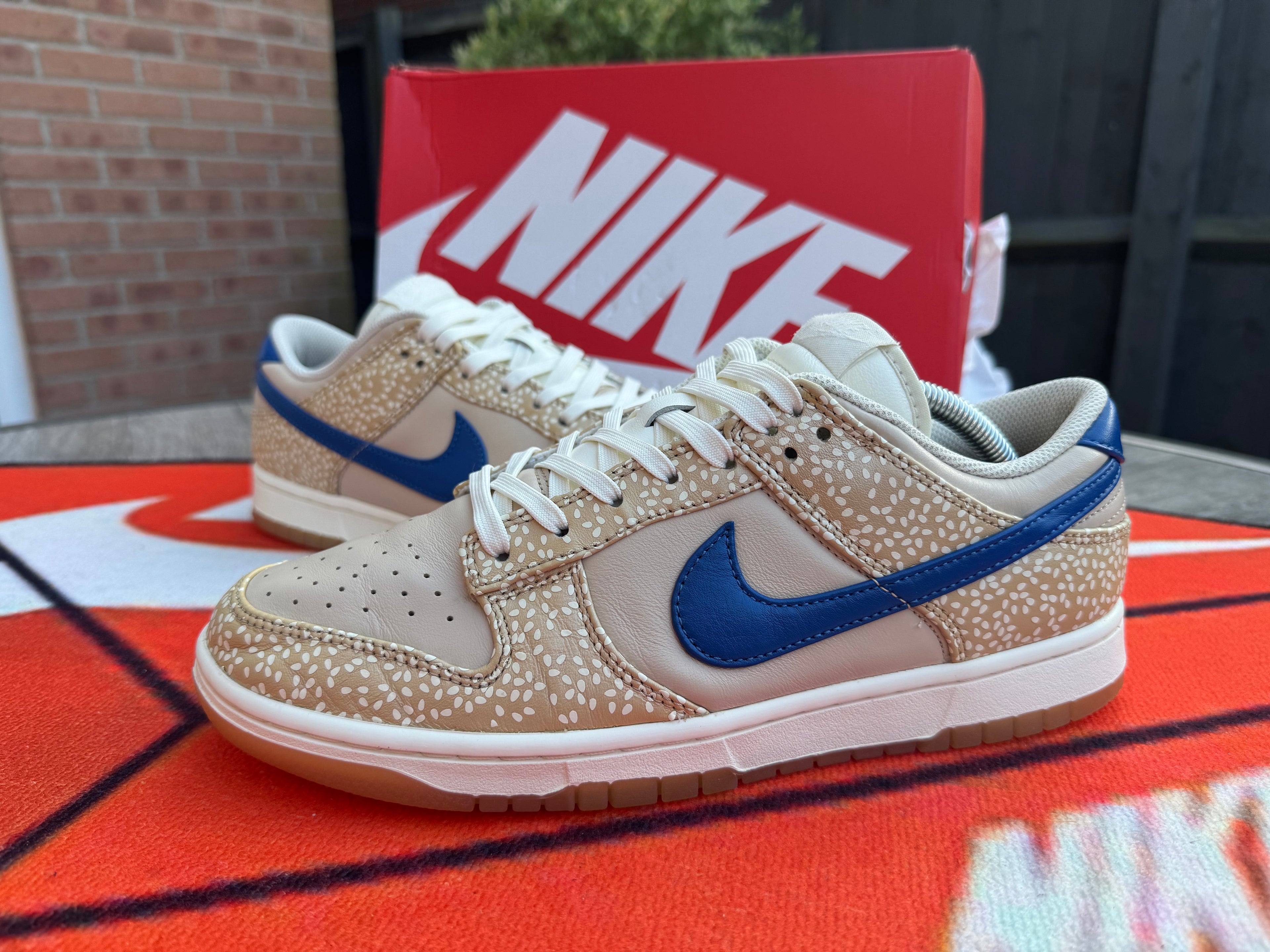 Nike Dunk Low - Montreal Bagel Sesame - UK 9