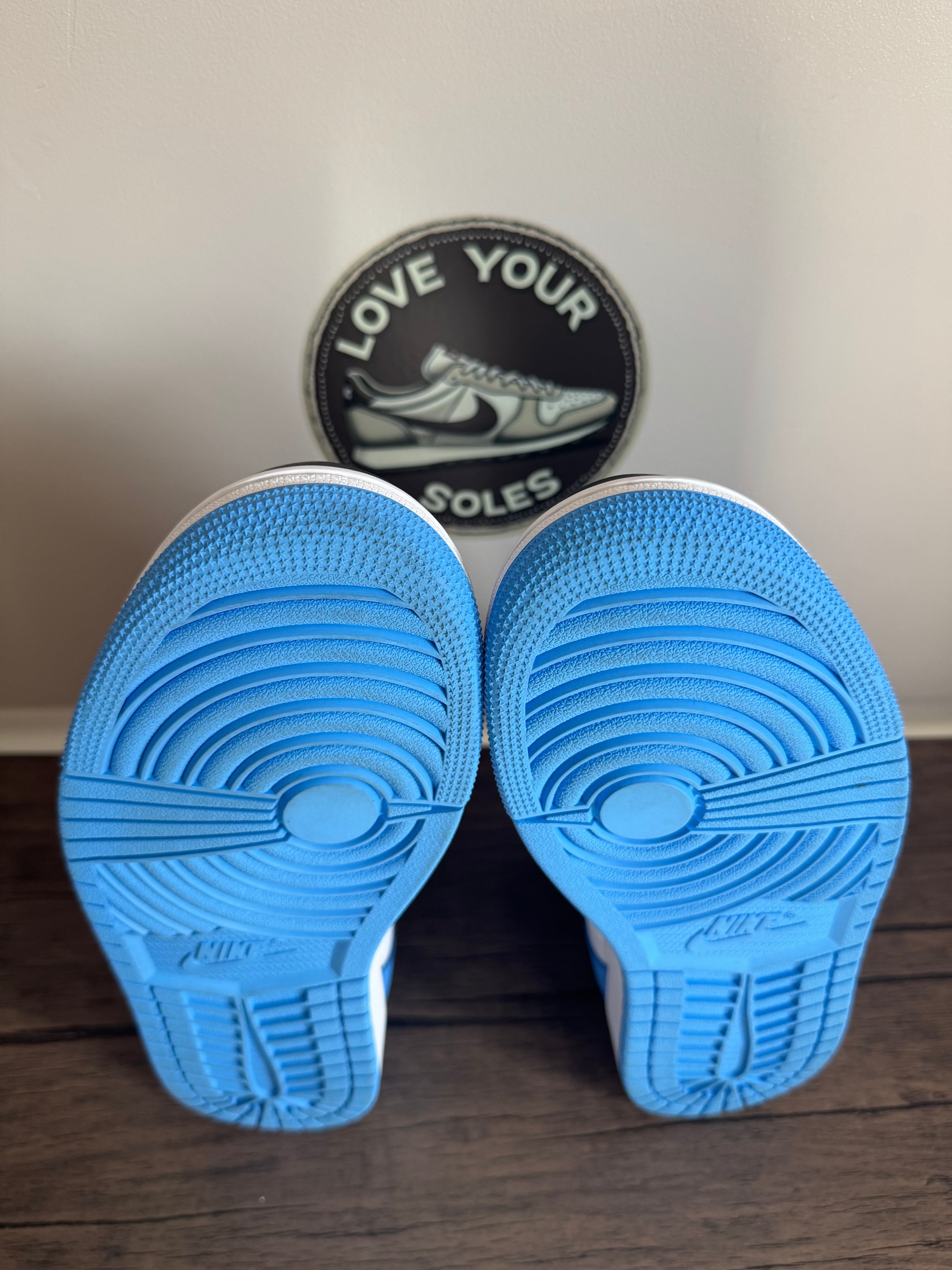 Jordan 1 High Retro - UNC Toe - UK 8