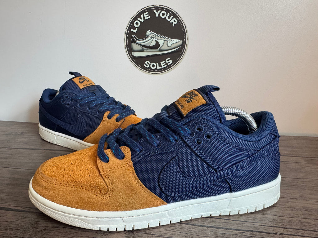 Nike Dunk Low Pro PRM - Backpack - UK 7.5