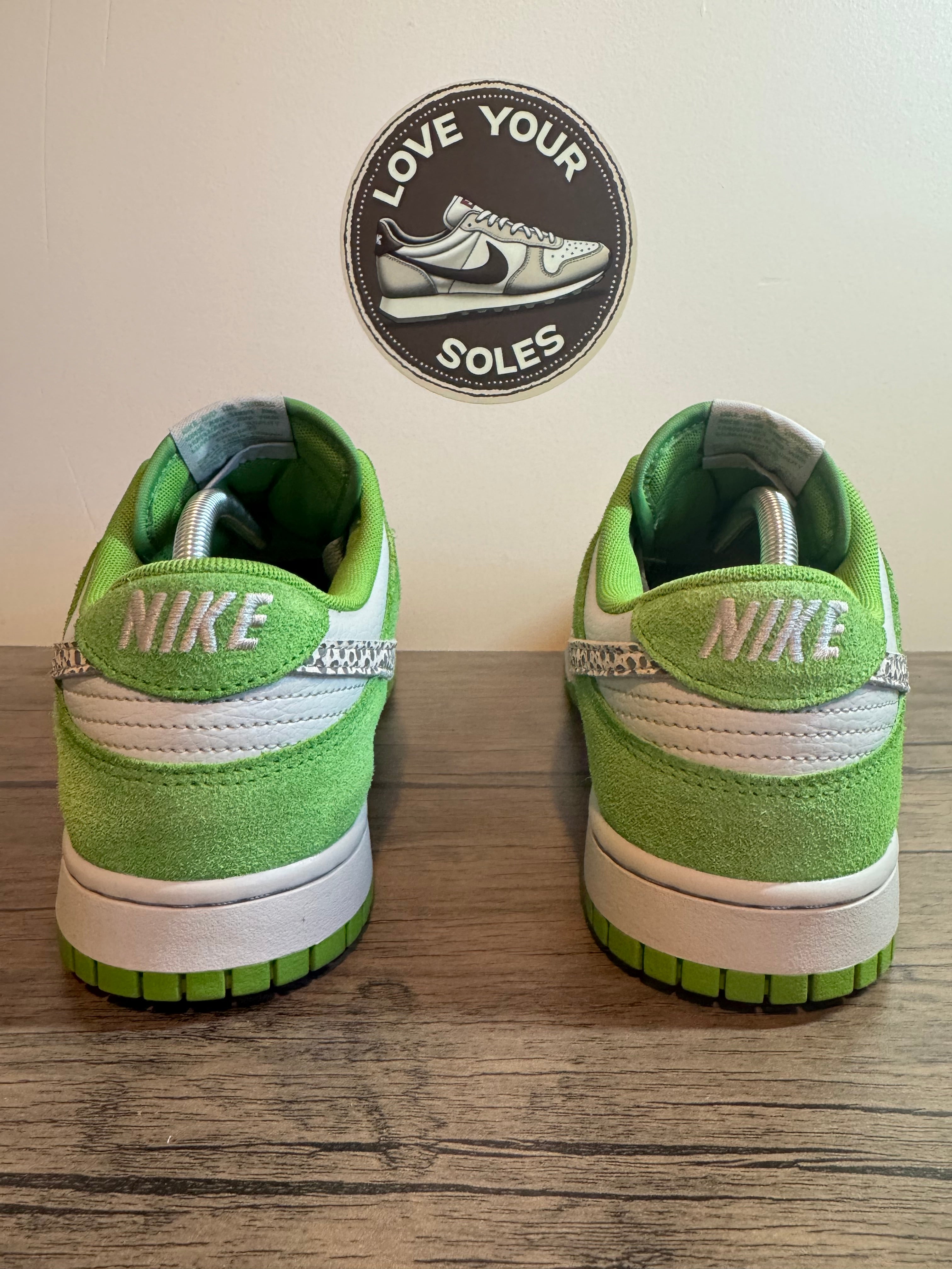 Nike Dunk Low AS - Safari Swoosh Chloropyhll - UK 9