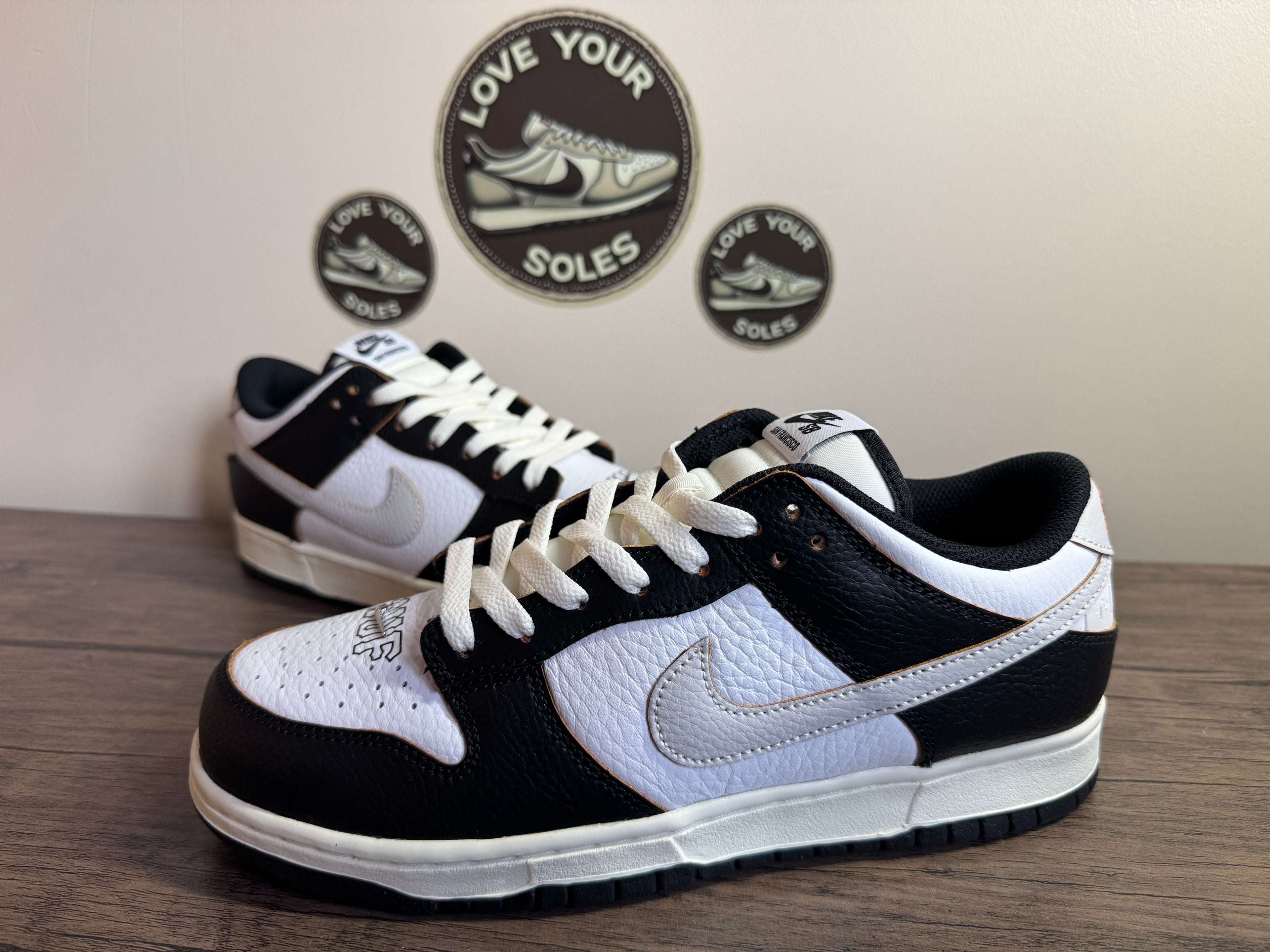Nike Dunk Low x HUF San Francisco - UK 8 DSWT