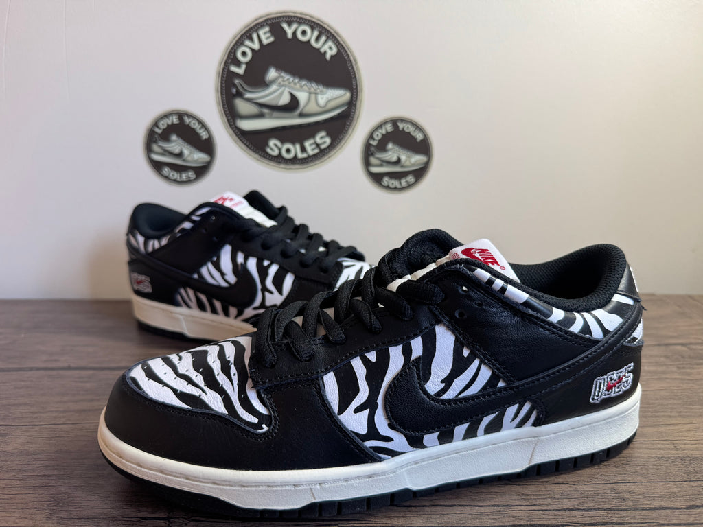 Nike Dunk Low SB x Quatersnacks Zebra - UK 8 *BNIB*