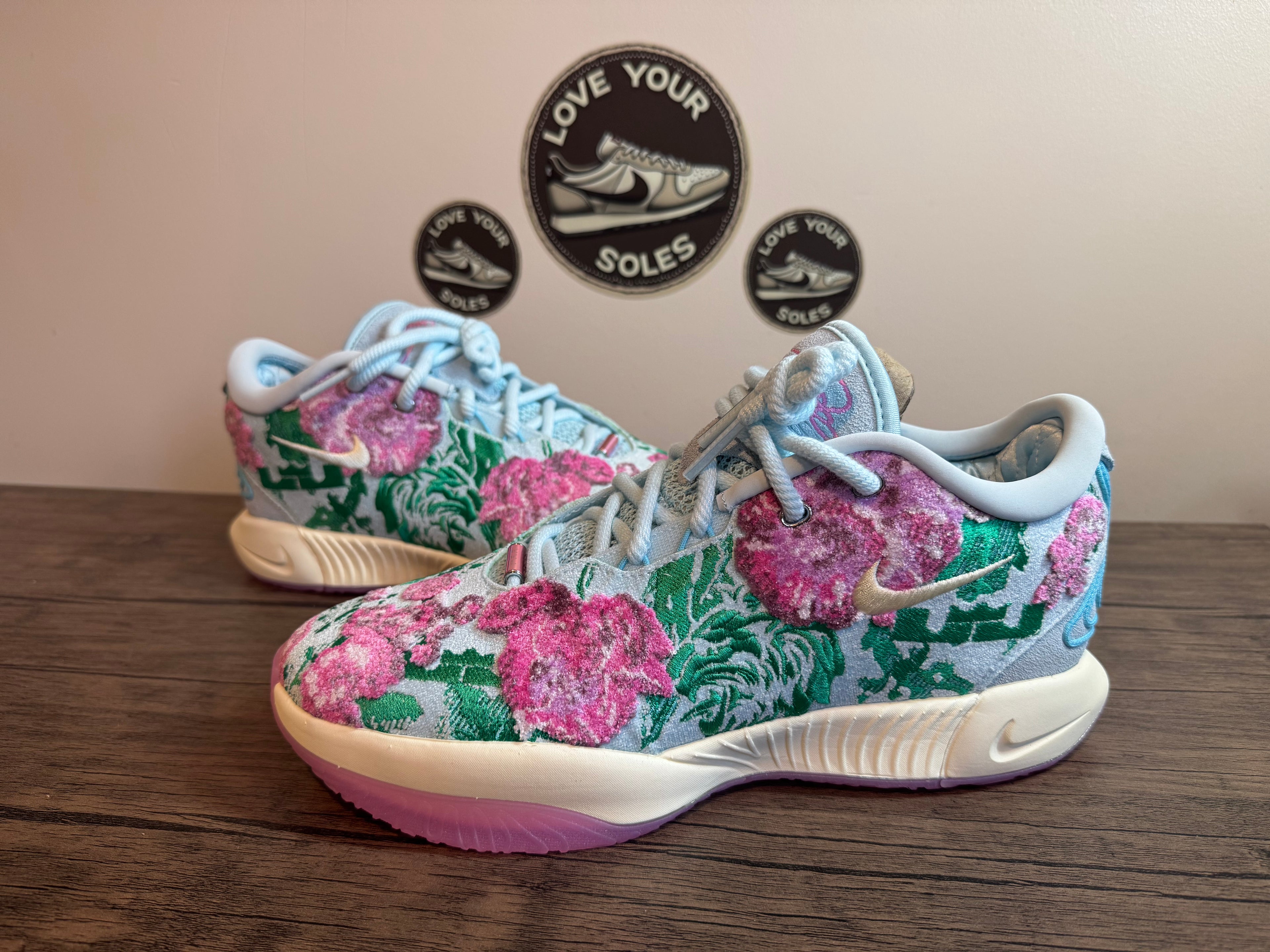 Nike LeBron XXI PRM - Pearl of Z - UK 8 * BNIB*