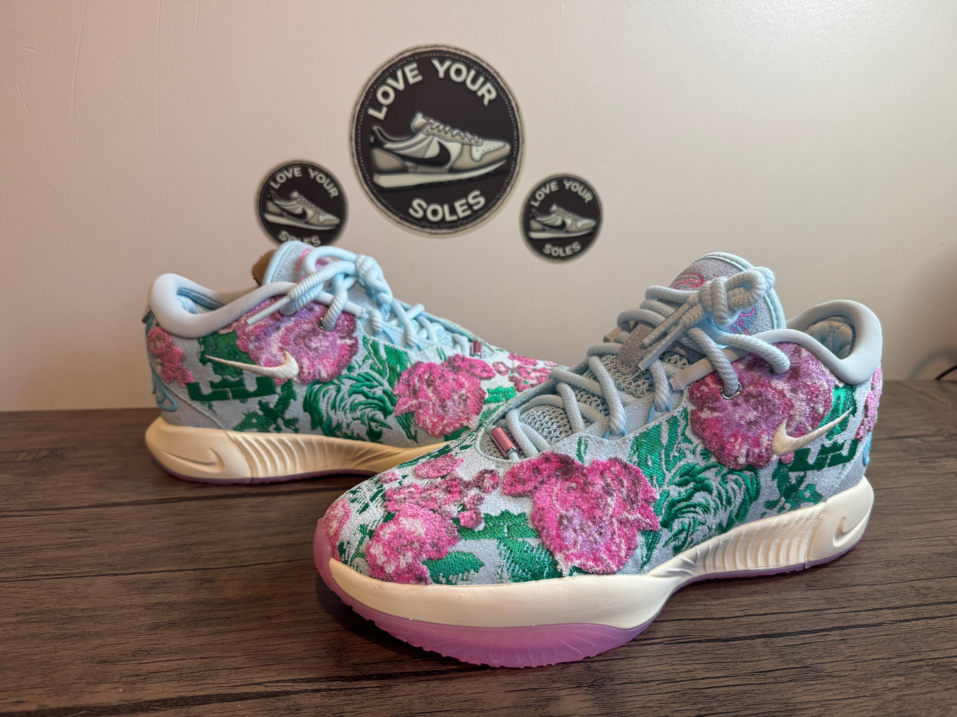 Nike LeBron XXI PRM - Pearl of Z - UK 8 * BNIB*