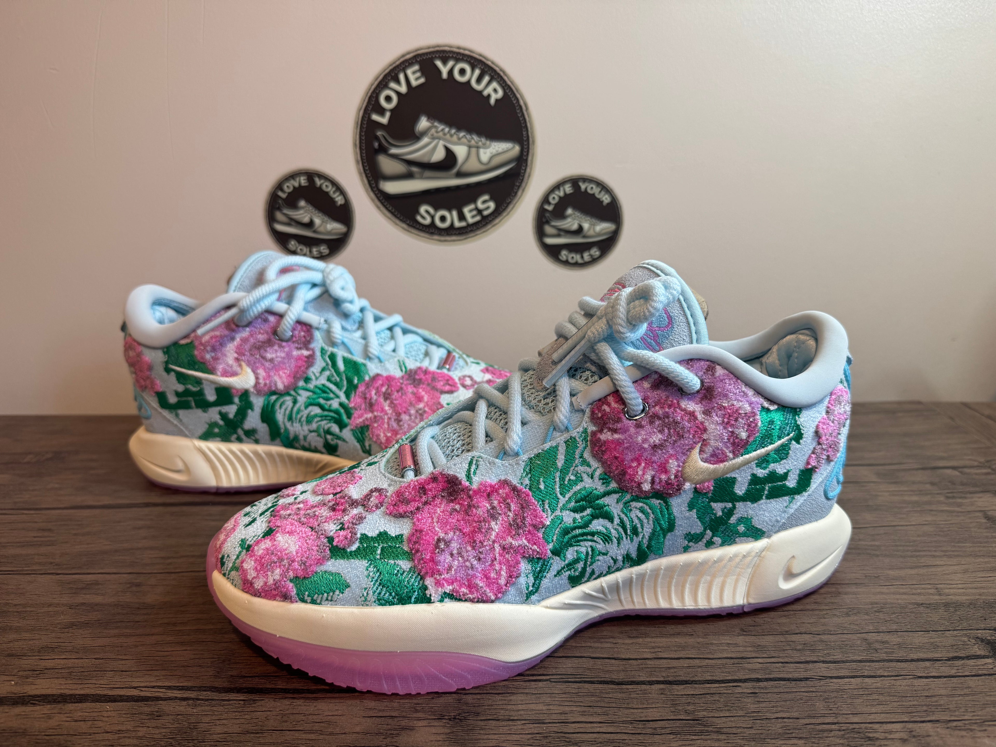 Nike LeBron XXI PRM - Pearl of Z - UK 8 * BNIB*