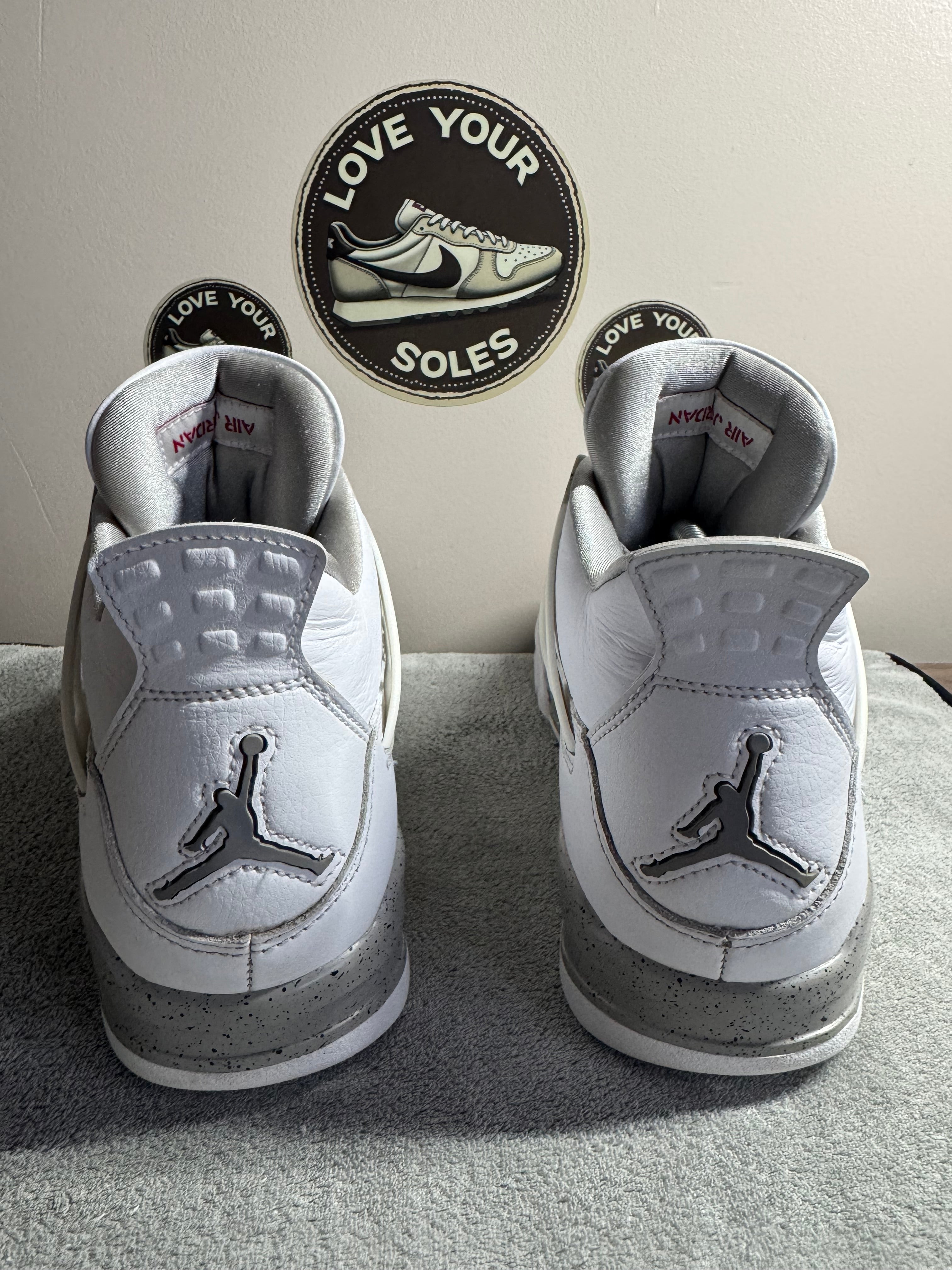 Jordan 4 - White Oreo - UK 8.5