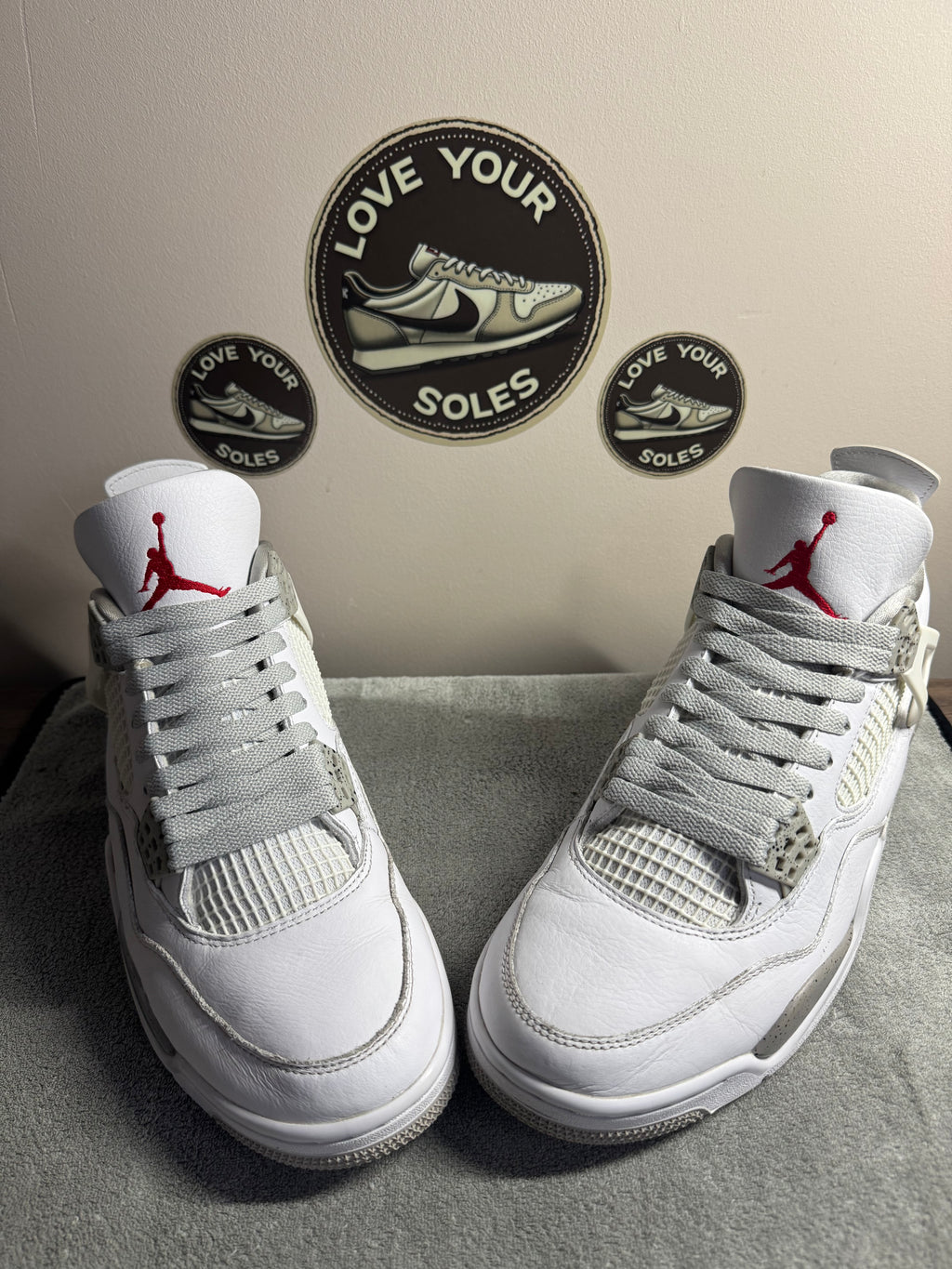 Jordan 4 - White Oreo - UK 8.5
