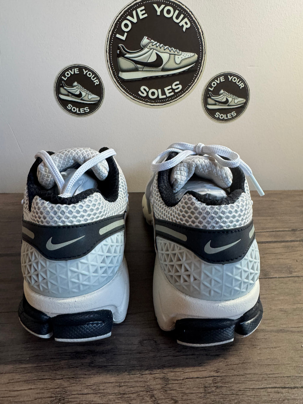 Nike Vomero 5 Supersonic - UK 5.5