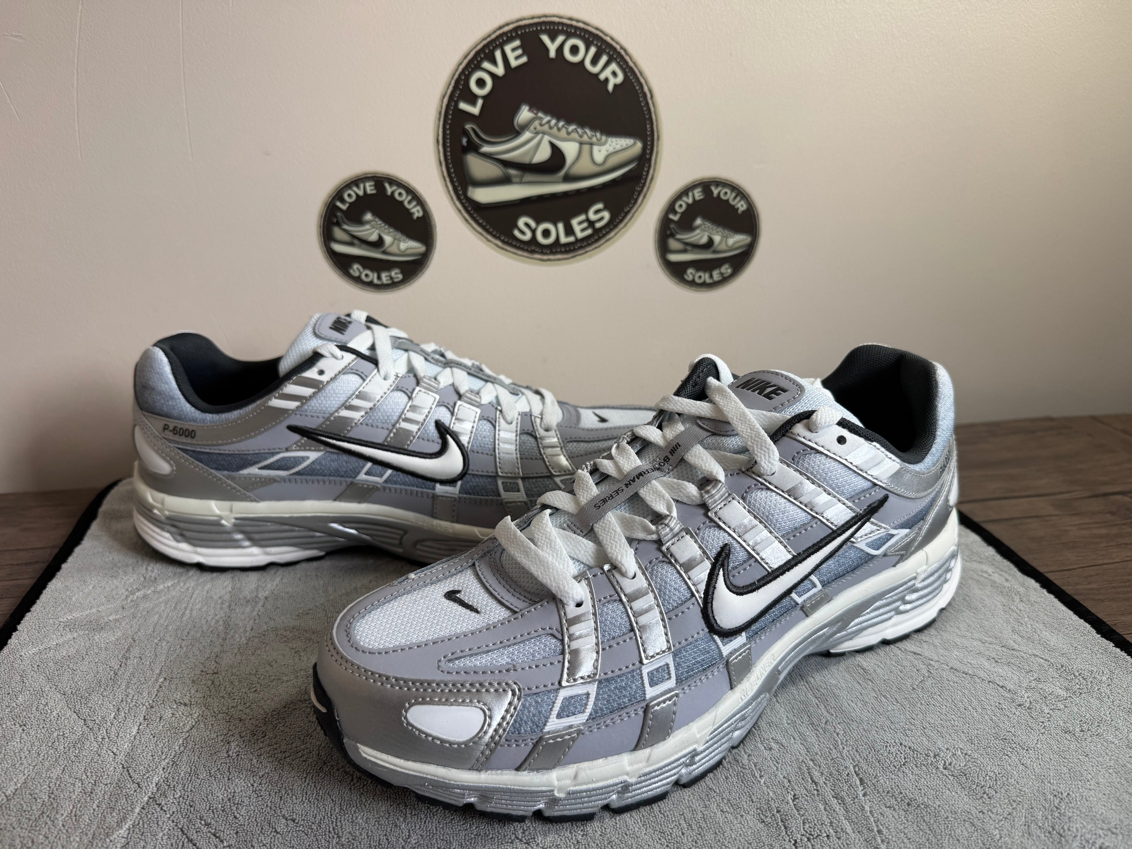 Nike P-6000 Se - Off Noir / Metallic - UK10.5 *BNIB*