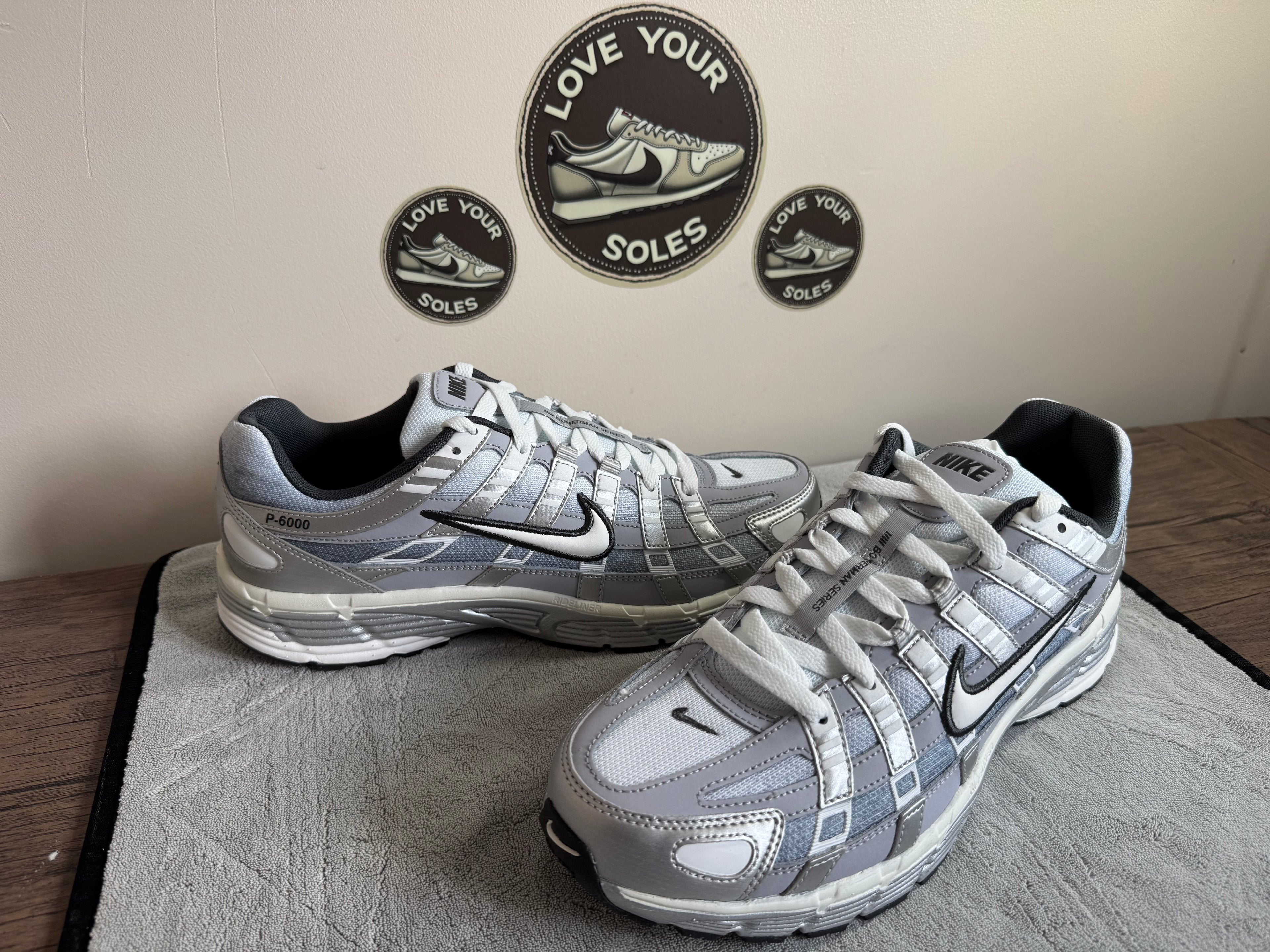 Nike P-6000 Se - Off Noir / Metallic - UK10.5 *BNIB*