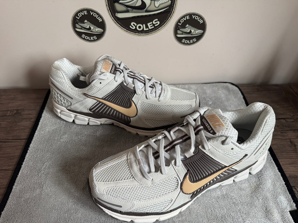 Nike Vomero 5 - Lightbone/Ironstone - UK 10.5 *BNIB*