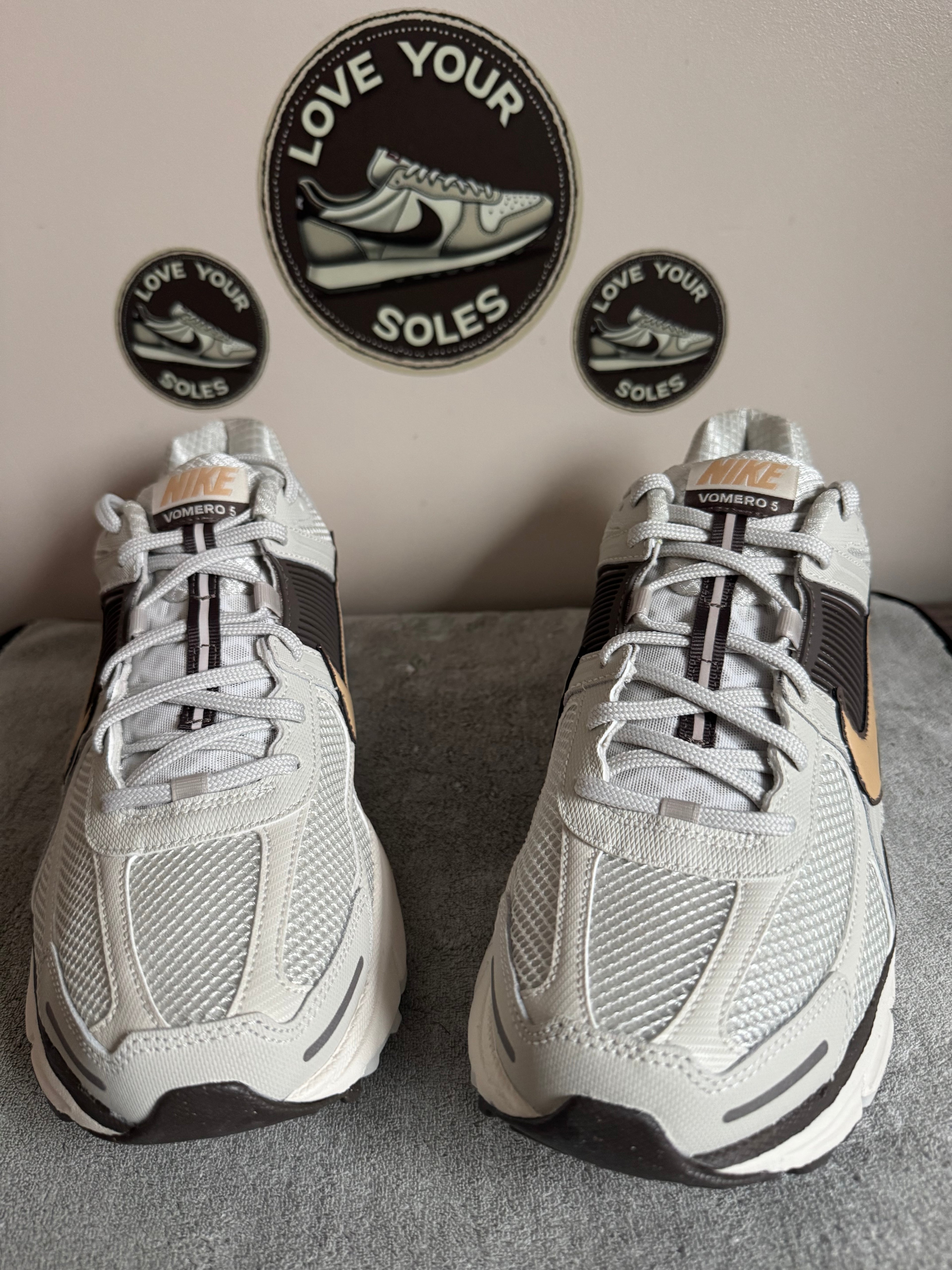 Nike Vomero 5 - Lightbone/Ironstone - UK 10.5 *BNIB*