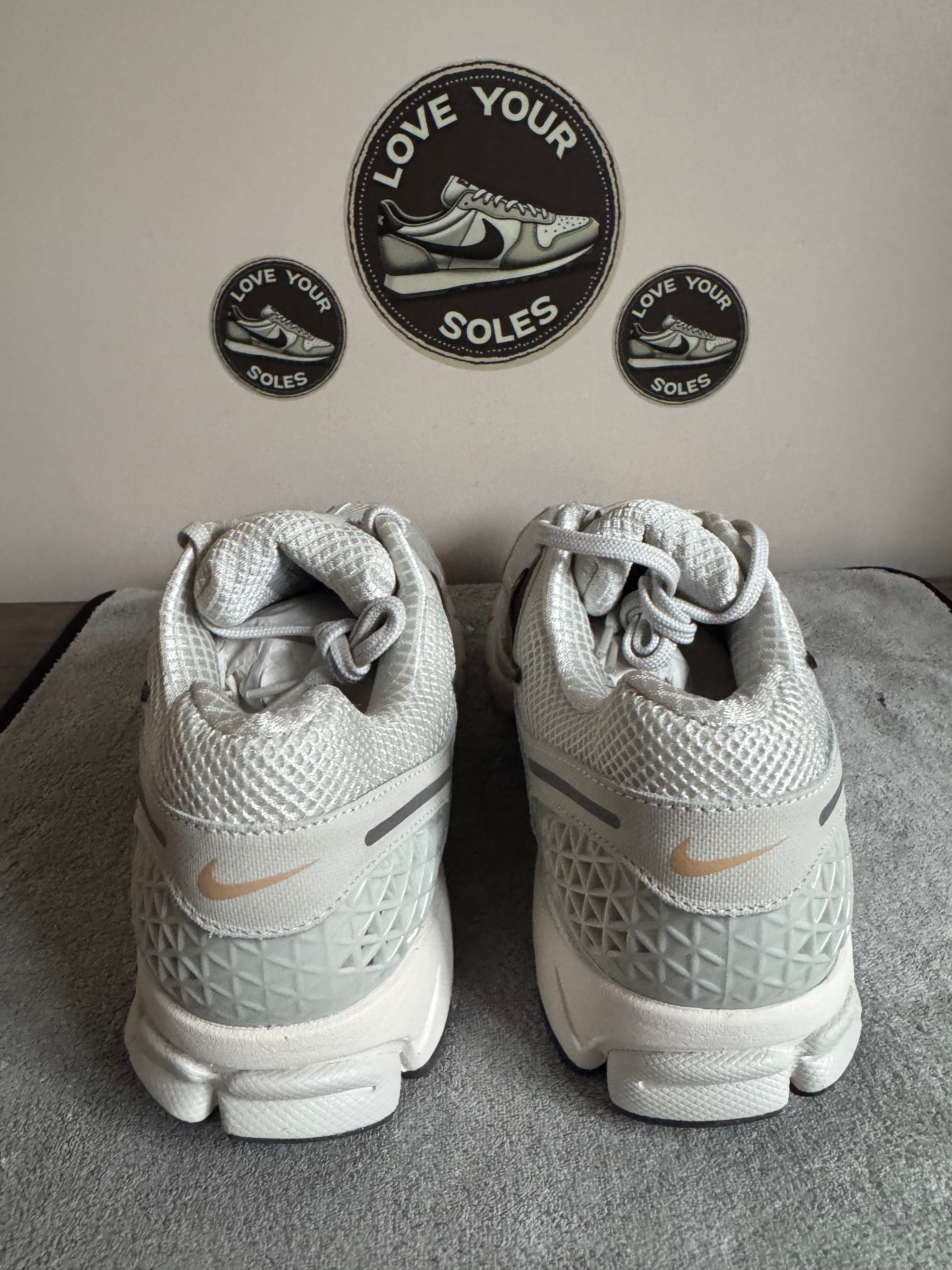 Nike Vomero 5 - Lightbone/Ironstone - UK 10.5 *BNIB*