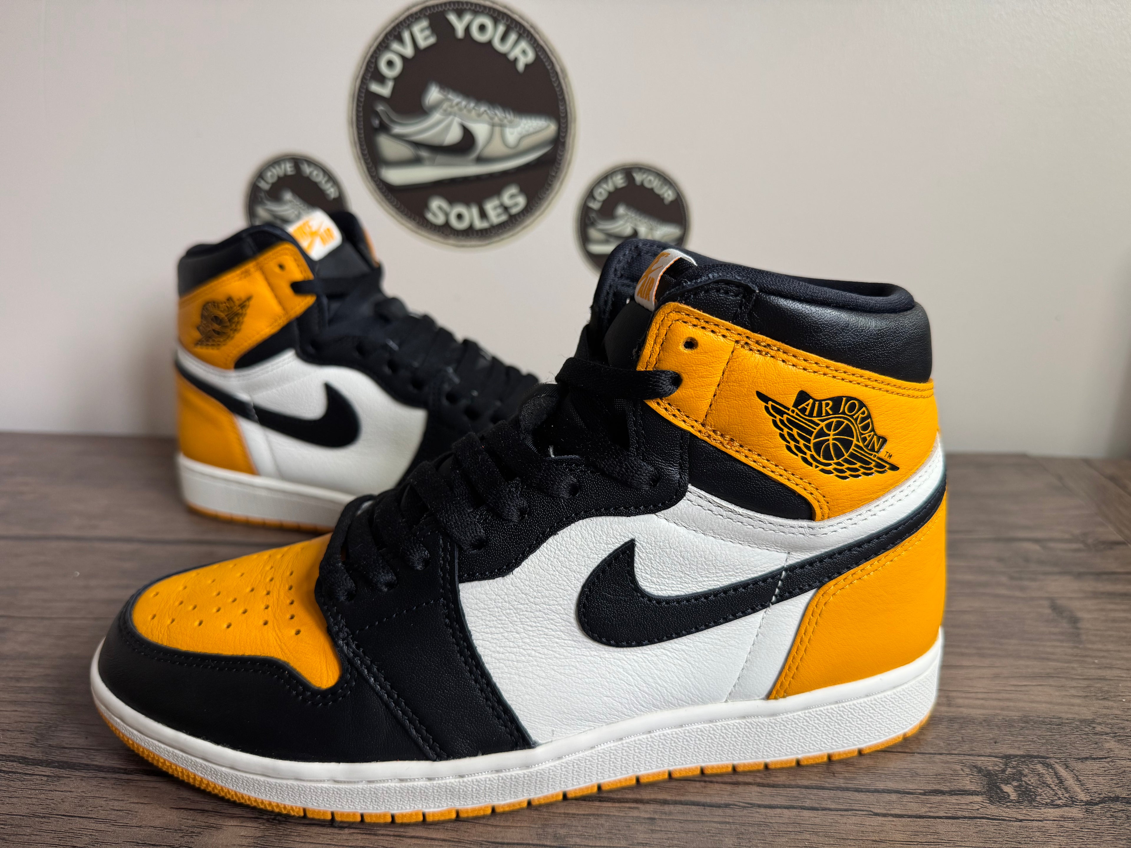 Jordan 1 High Retro - Taxi - UK 8.5
