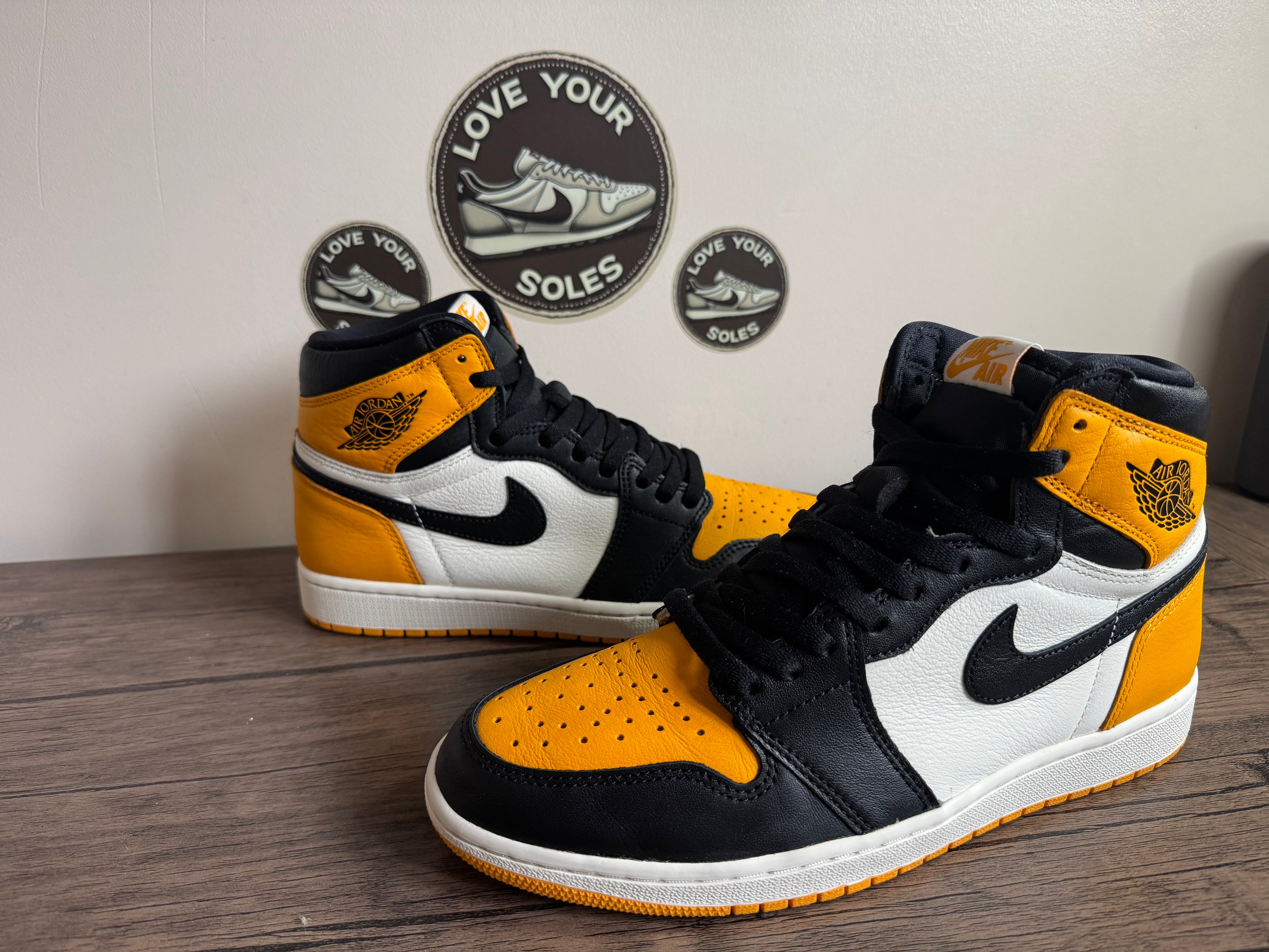 Jordan 1 High Retro - Taxi - UK 8.5