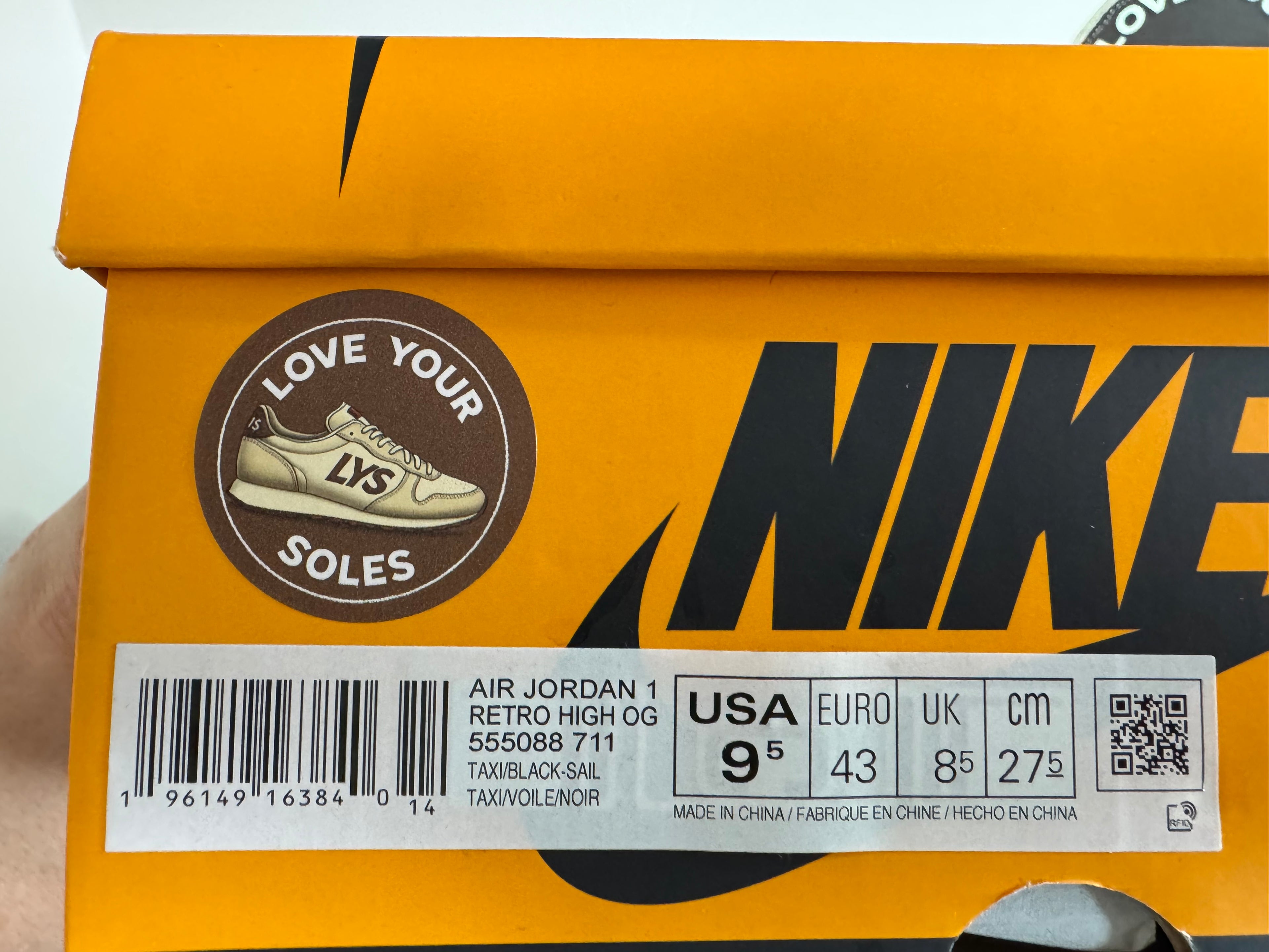 Jordan 1 High Retro - Taxi - UK 8.5