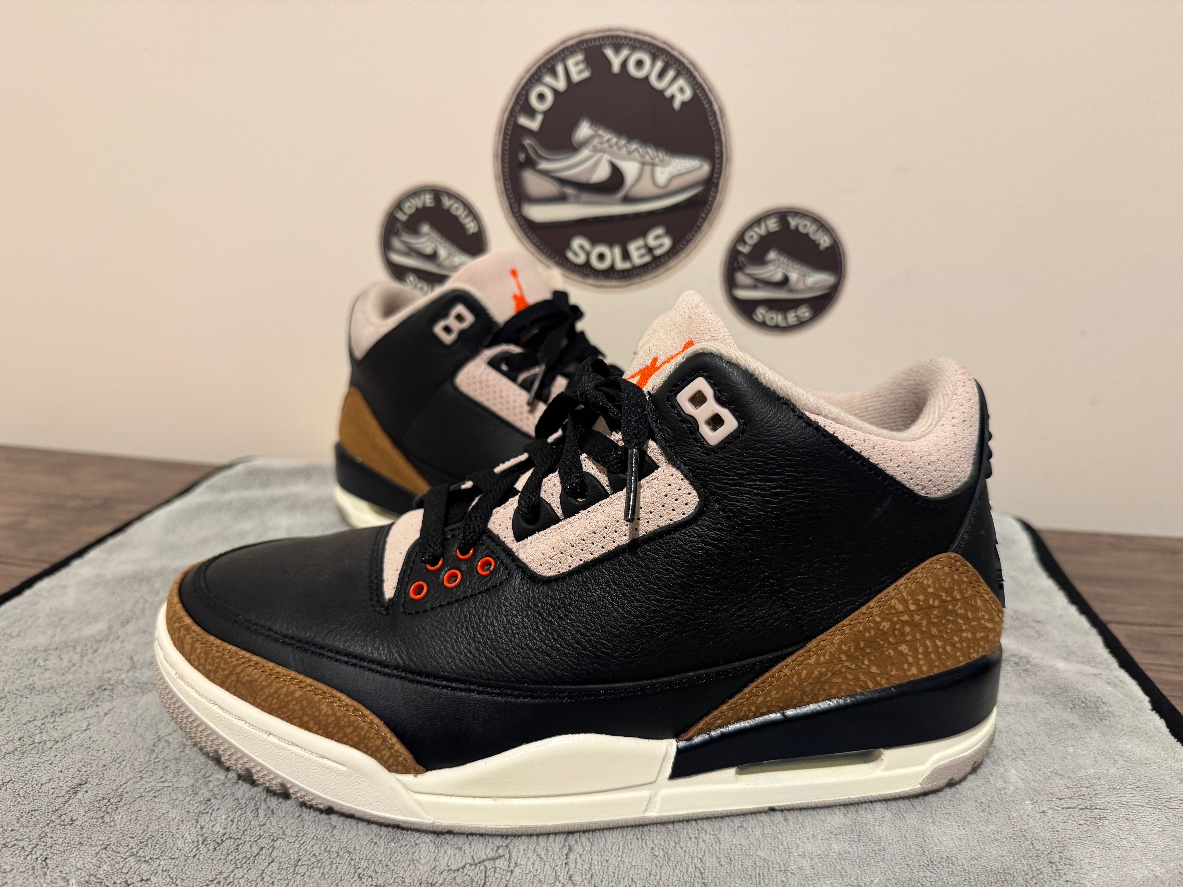 Jordan 3 Retro - Desert Elephant - UK 8