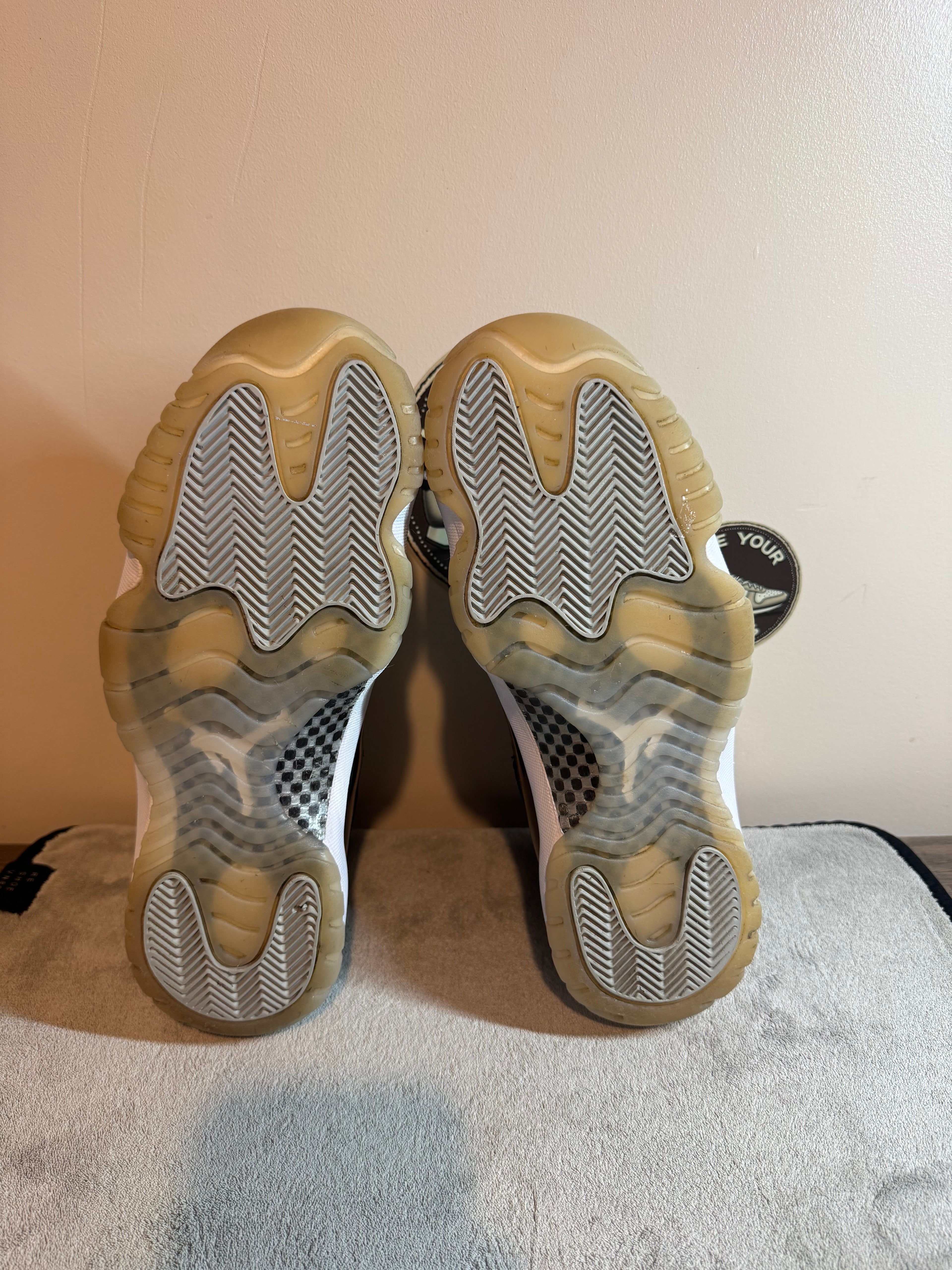 Jordan 11 Retro - Jubilee - UK 8