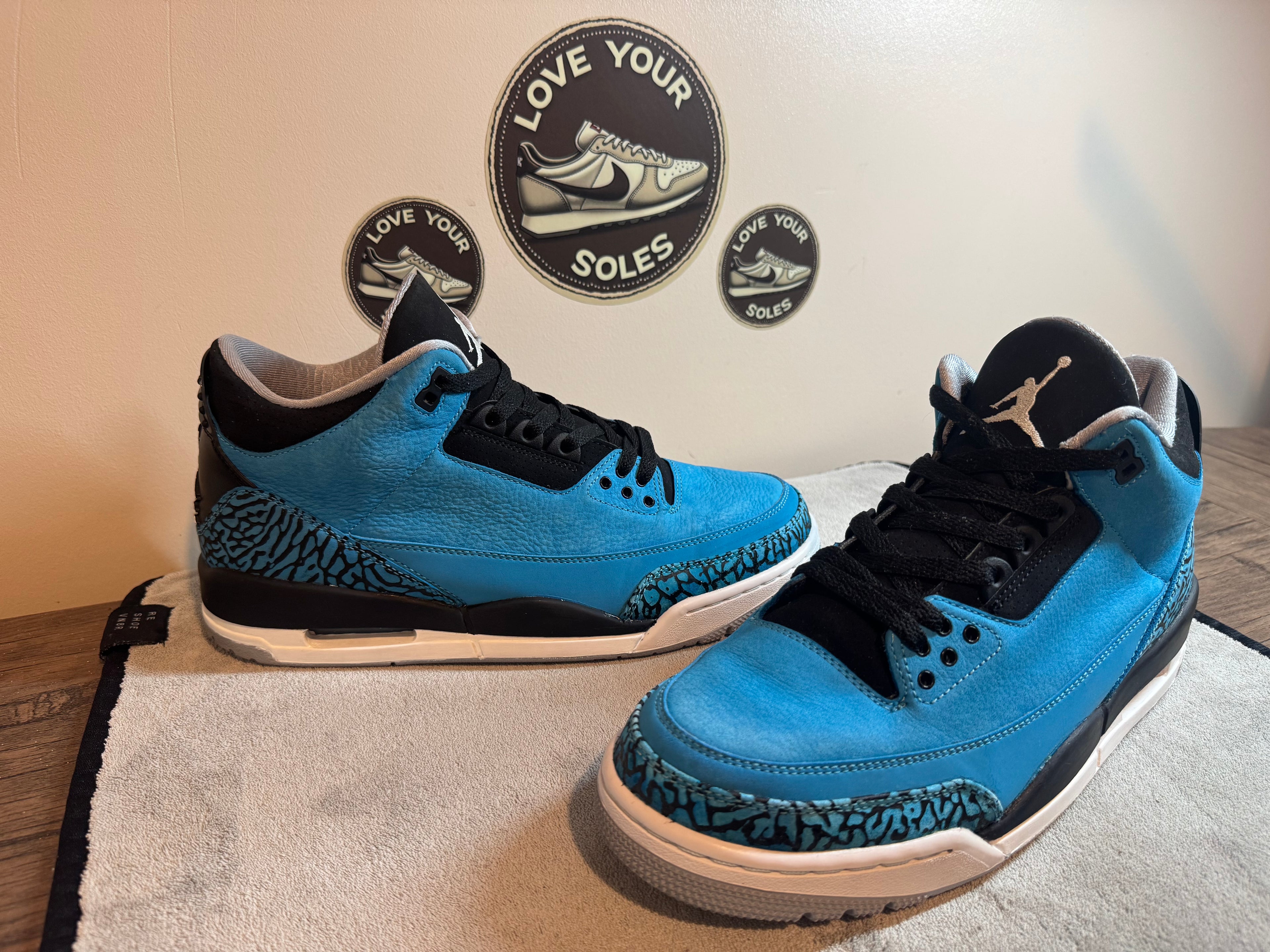 Jordan 3 Retro - Powder Blue - UK 8.5