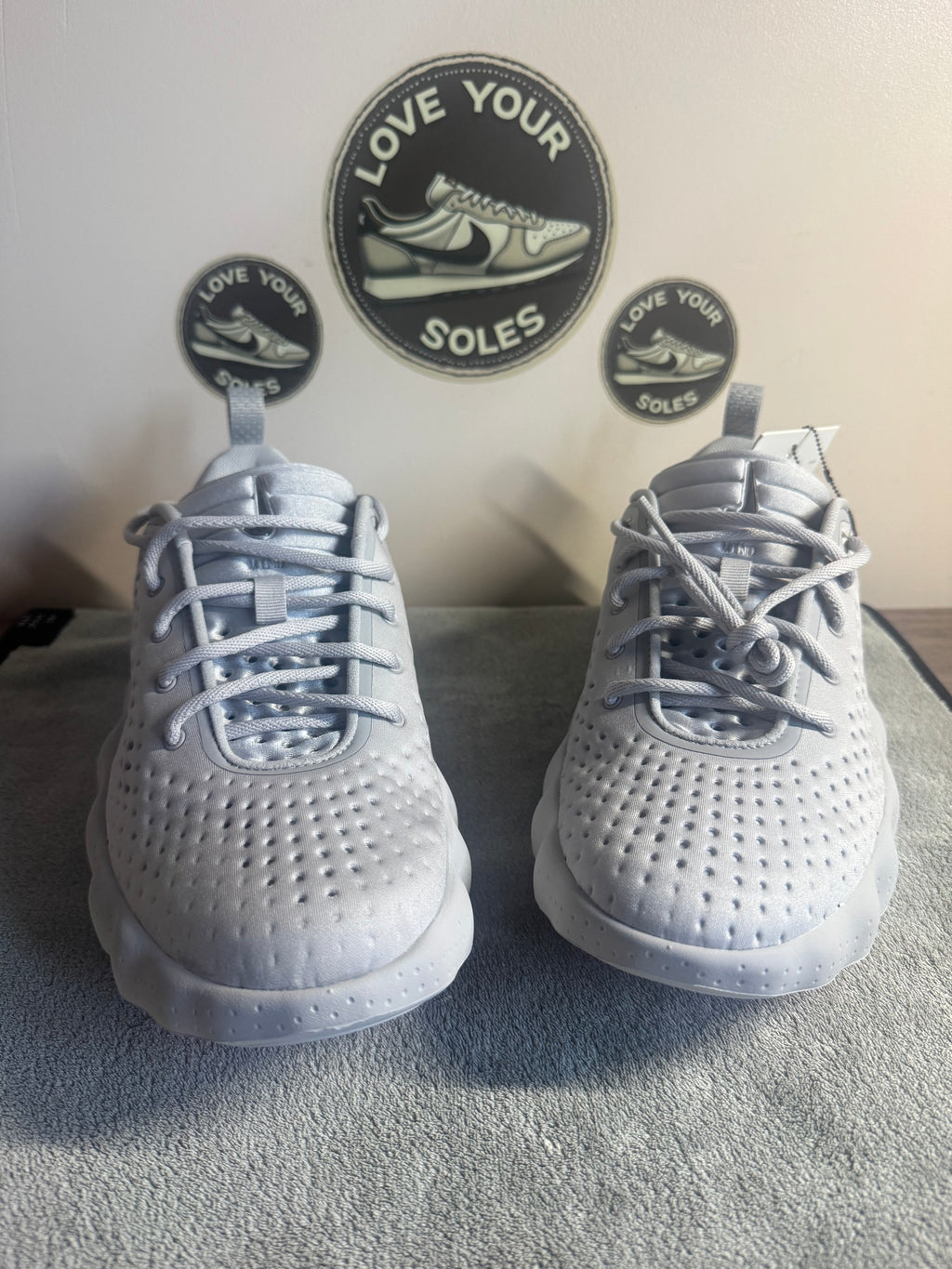 Nike MND 002 - Smoke Grey - UK 8