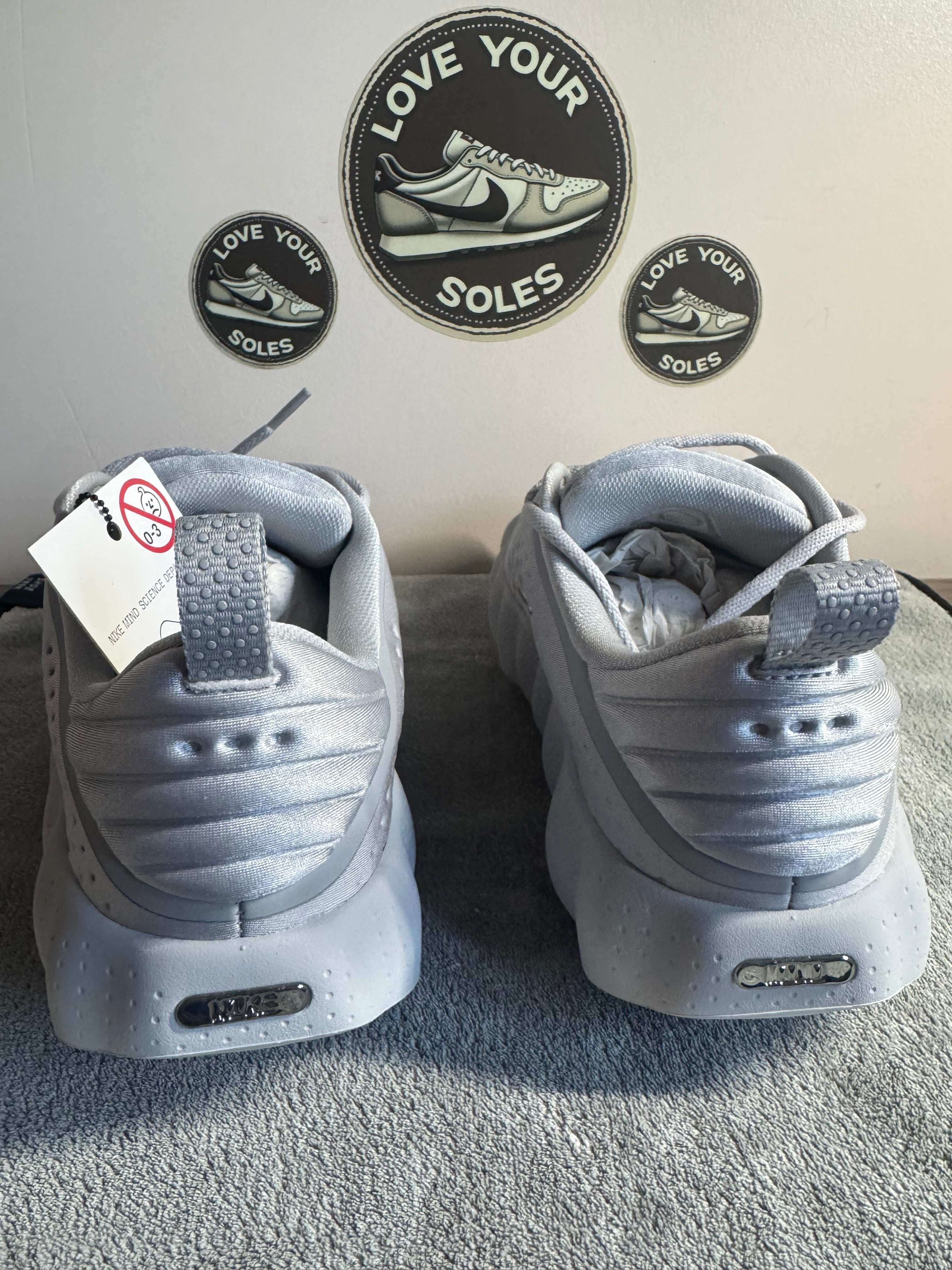 Nike MND 002 - Smoke Grey - UK 8