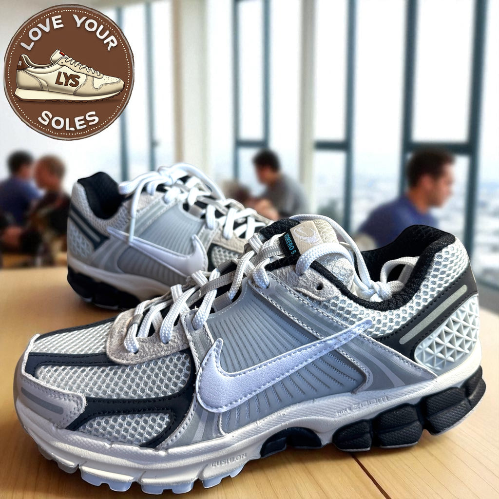 Nike Vomero 5 Supersonic - UK 5.5