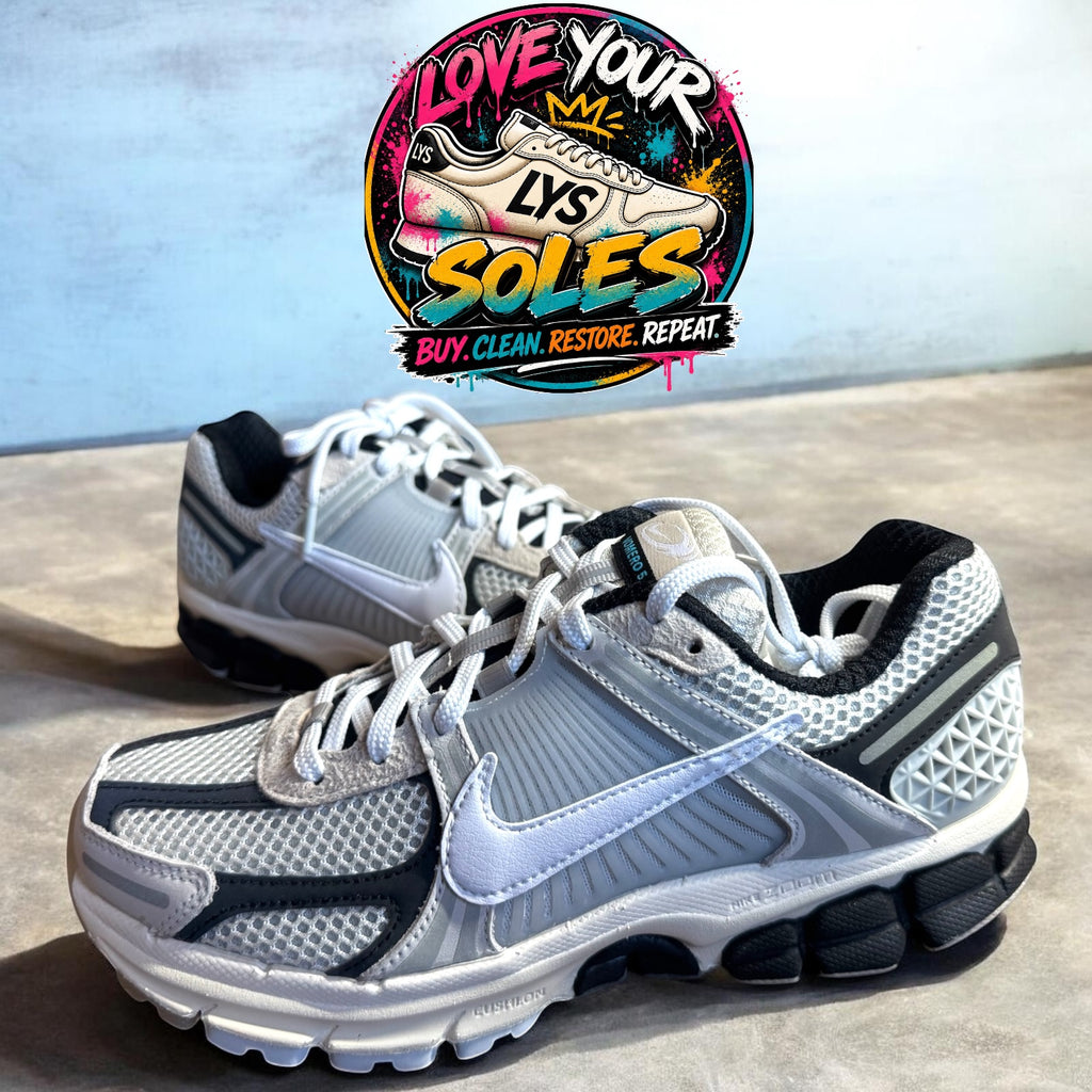 Nike Vomero 5 Supersonic - UK 5.5